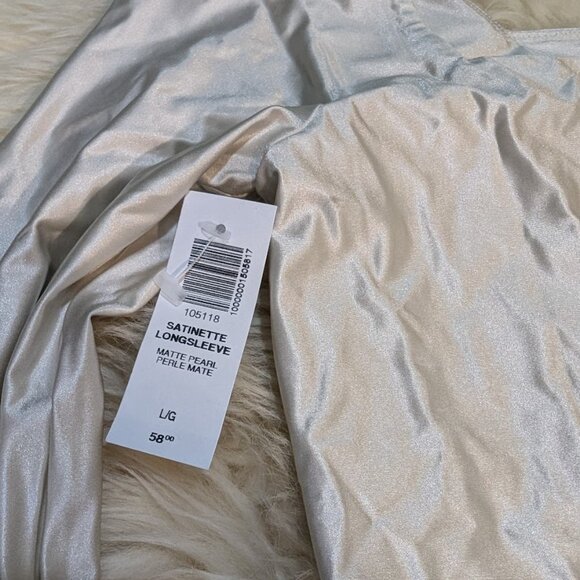 Aritzia Babaton Satinette Long Sleeve Matte Pearl Square Neck Body Suit Size L - Picture 3 of 6